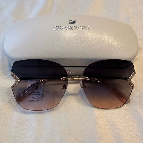 SWAROVSKI Women’s Sunglasses   - Picture 5 of 7